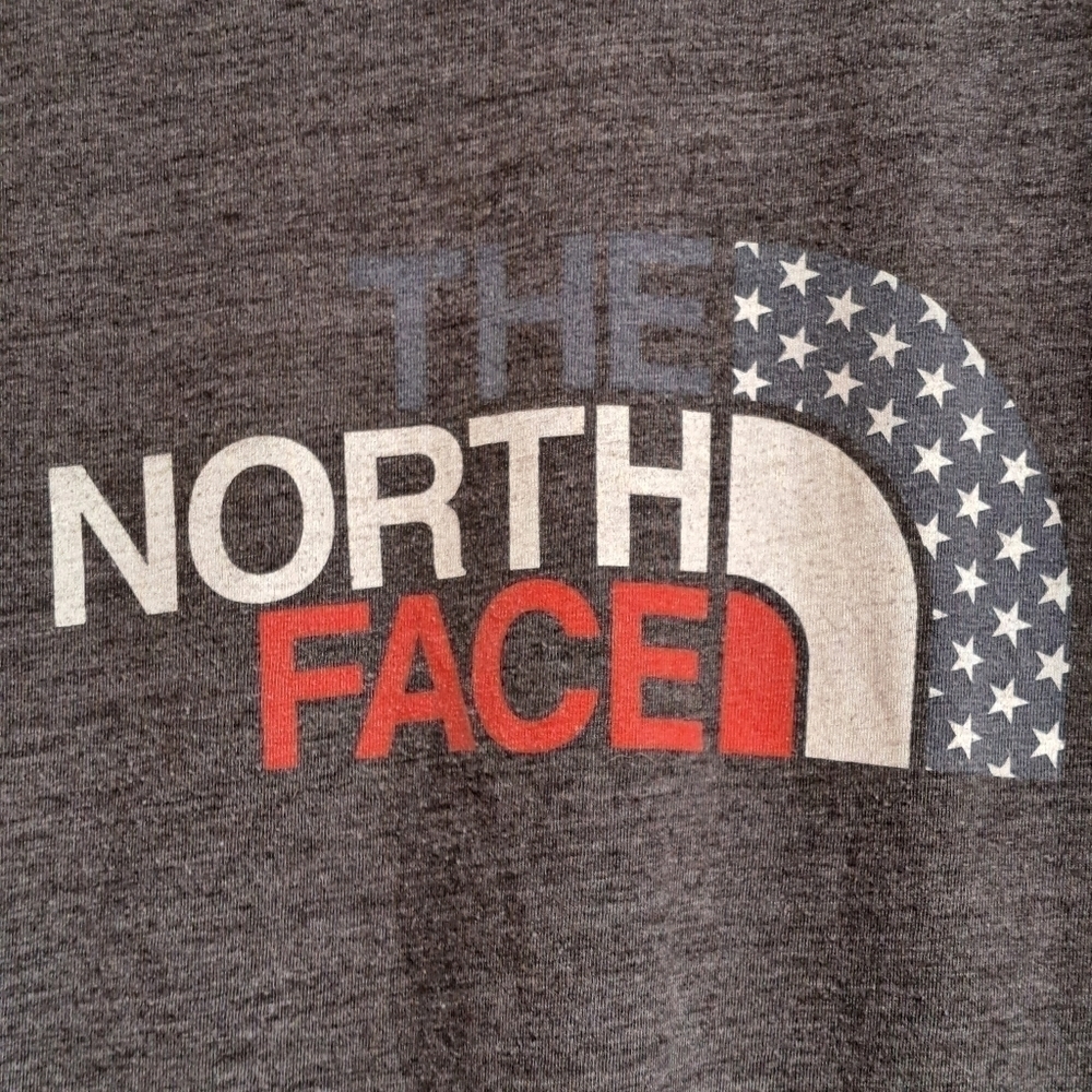 North Face Men's Basic T- Shirt Size S
